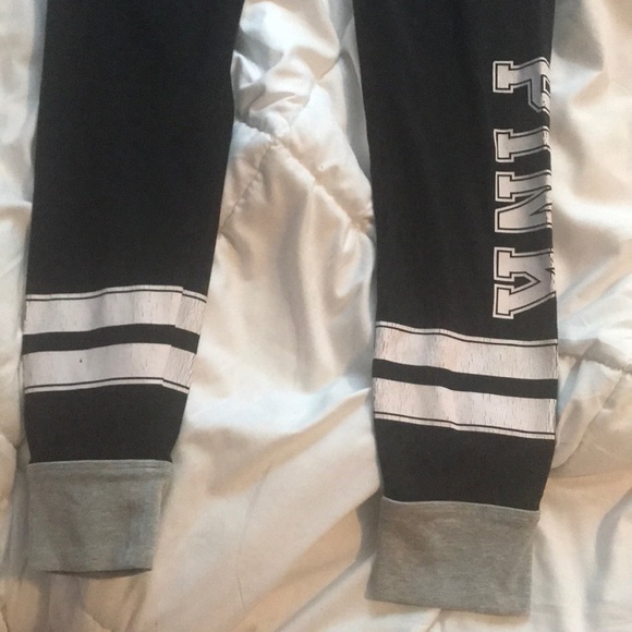 Black pink leggings with pink written on side - Picture 2 of 5
